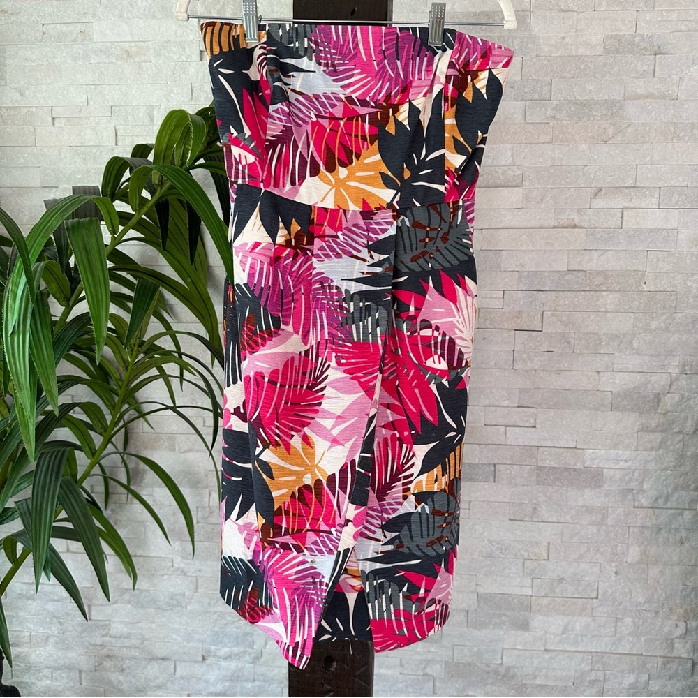BANANA REPUBLIC Strapless Silk Leaf Prong Tropical Multicolor Dress Size 2